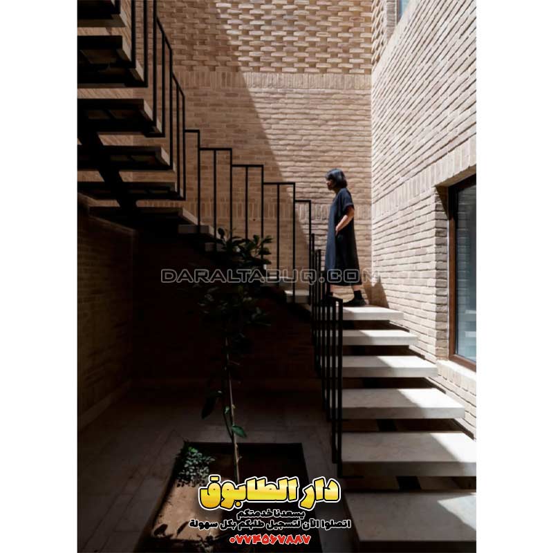 واجهات طابوق حديثة، تصميم بيت عائلي بالطابوق، أفكار معمارية راقية